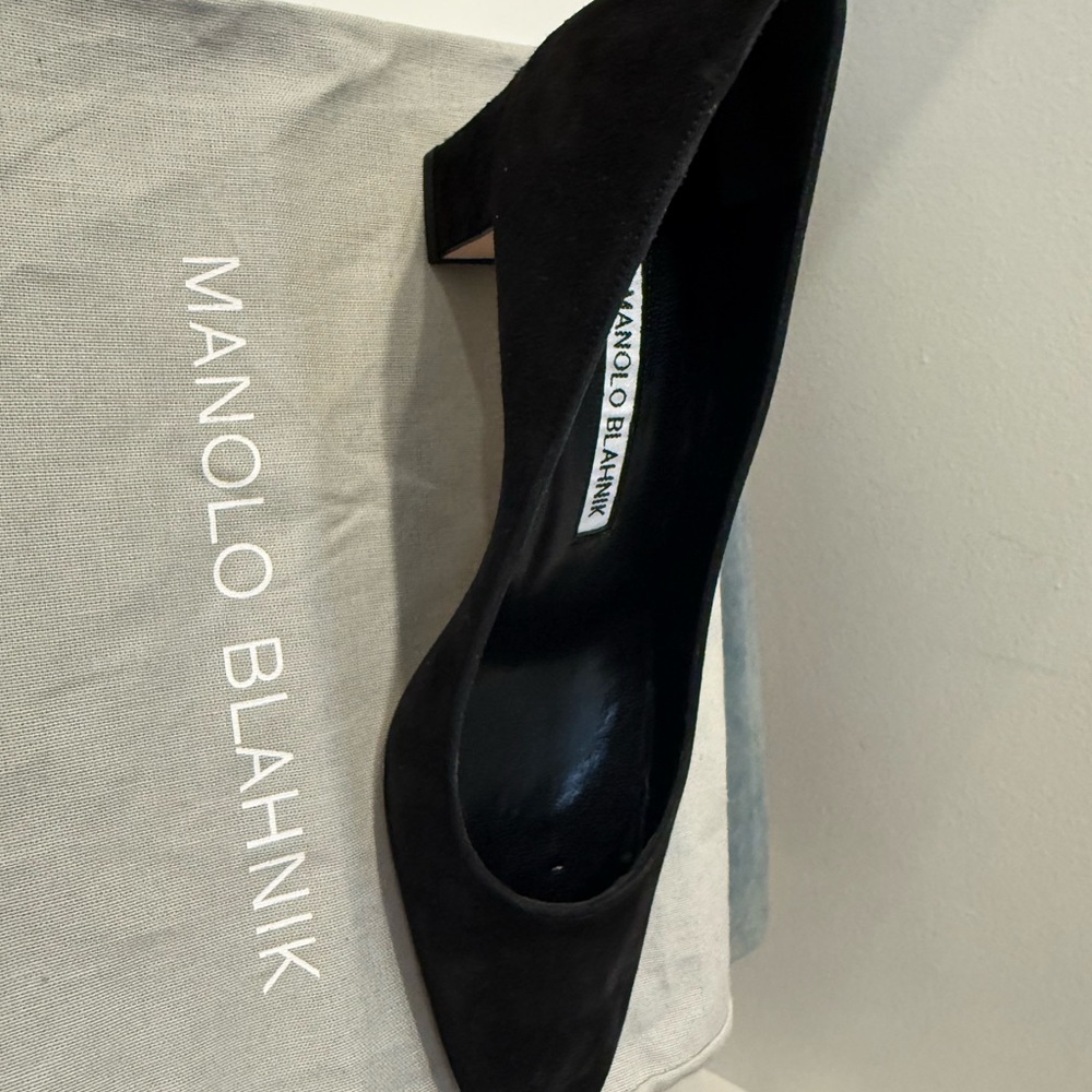 NEW Manolo Blahnik Okkatopla Black Suede Heels – Size 35 ✨ - Picture 10 of 12